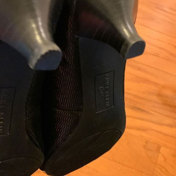 Anne Klein iflex Women's Black Leather Pointed Toe Buckle Pumps Size 6.5 - Picture 8 of 11